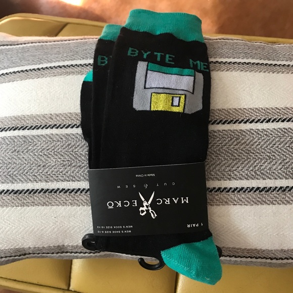 Marc Ecko Byte Me Socks - Picture 2 of 4